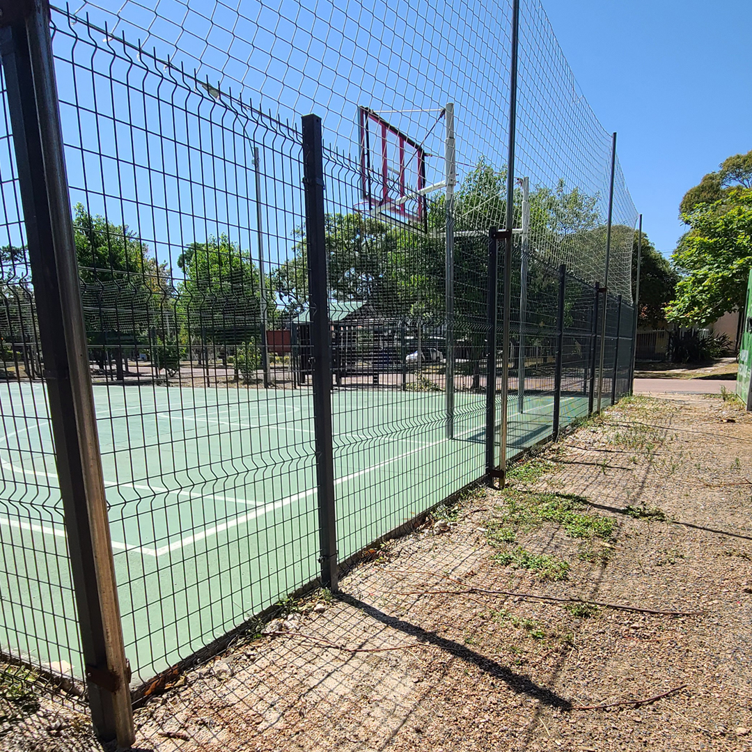 Cerramiento plaza de deportes